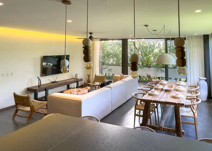 Miraluna Penthouse *